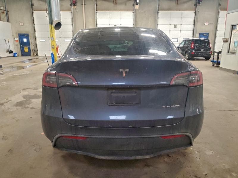 2023 TESLA MODEL Y 6