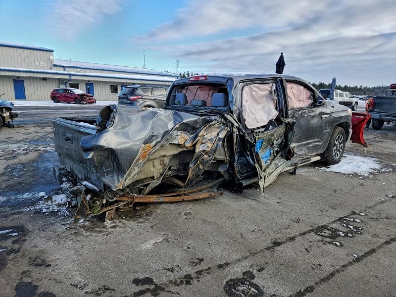 2019 TOYOTA TUNDRA CREWMAX LIMITED CREWMAX LIMITED 3
