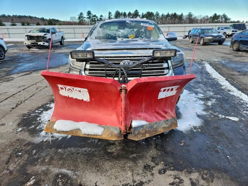 2019 TOYOTA TUNDRA CREWMAX LIMITED CREWMAX LIMITED 5