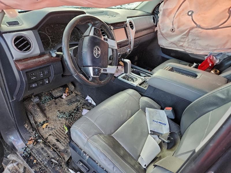 2019 TOYOTA TUNDRA CREWMAX LIMITED CREWMAX LIMITED 8