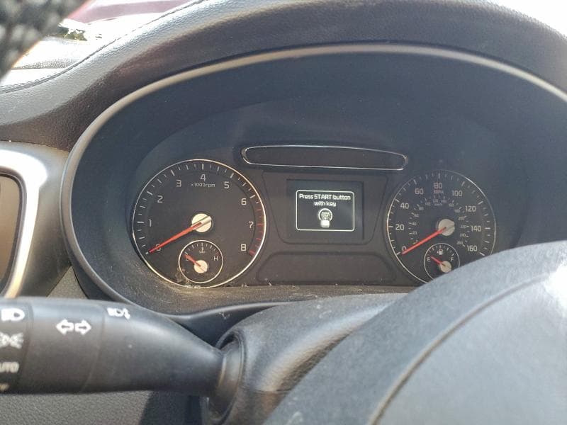 2017 KIA SORENTO LX 9