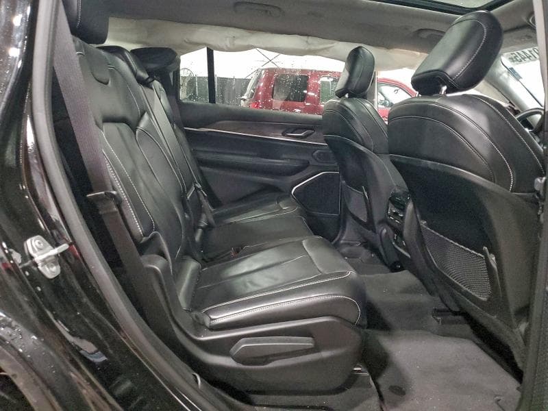 2021 JEEP GRAND CHEROKEE L LIMITED 11