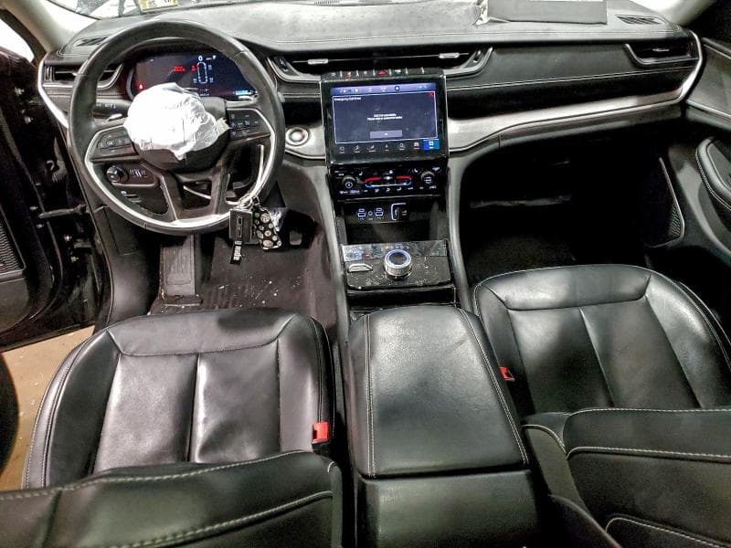2021 JEEP GRAND CHEROKEE L LIMITED 8