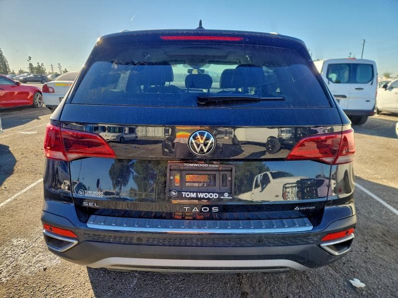 2022 VOLKSWAGEN TAOS SEL 6