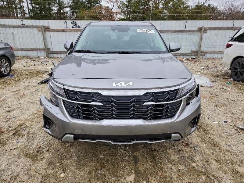 2025 KIA SELTOS LX 5