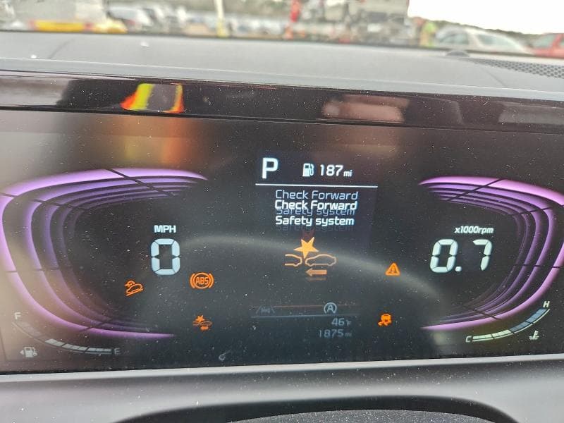 2025 KIA SELTOS LX 9