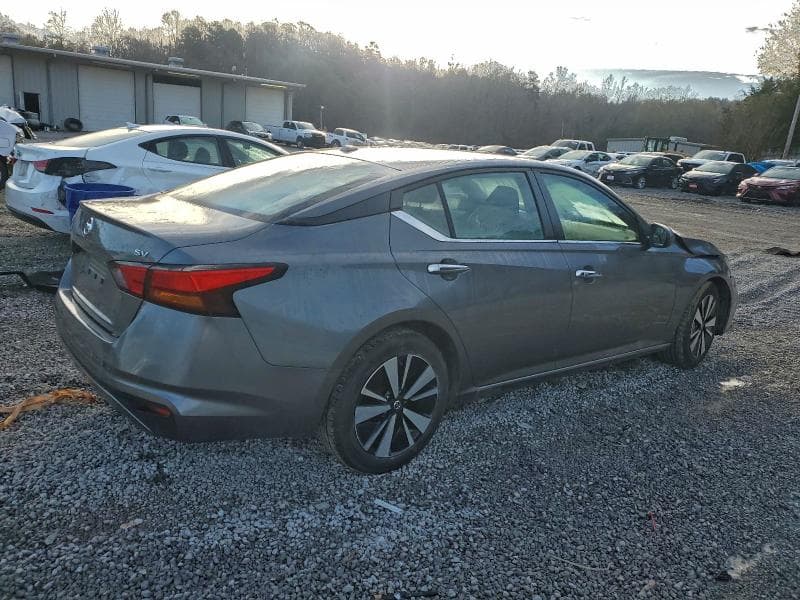 2021 NISSAN ALTIMA SV 3