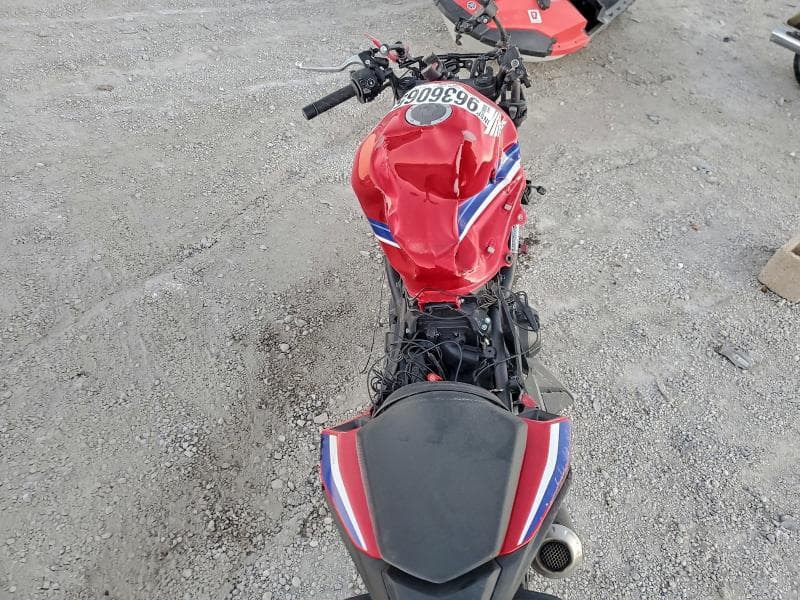 2025 HONDA CBR500 6