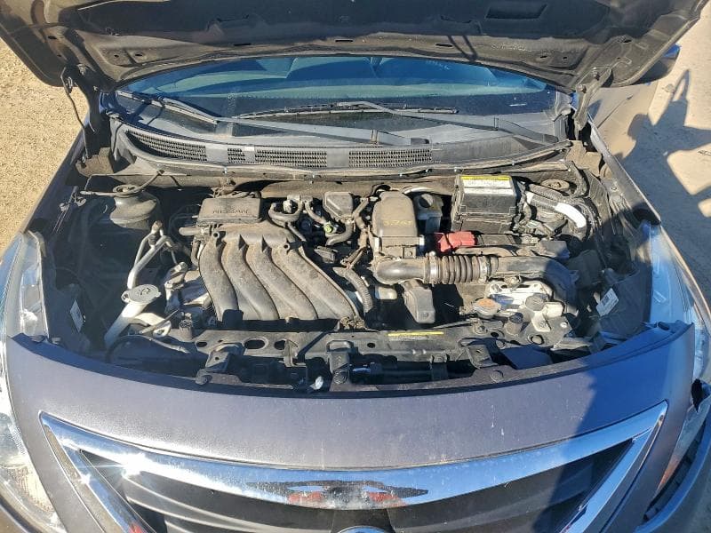2017 NISSAN VERSA S 11