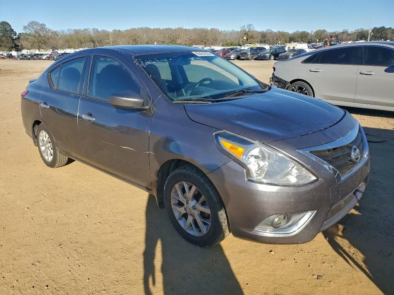 2017 NISSAN VERSA S 4