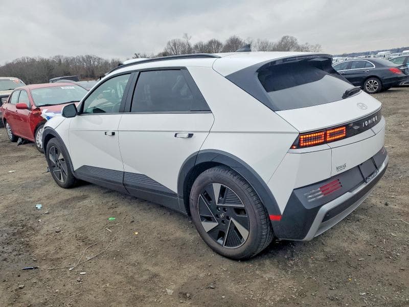 2025 HYUNDAI IONIQ 5 SEL 3