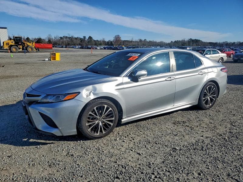 2018 TOYOTA CAMRY L - 1