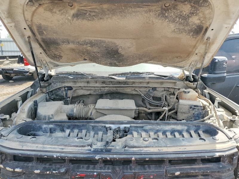 2022 GMC SIERRA K2500 SLT 11