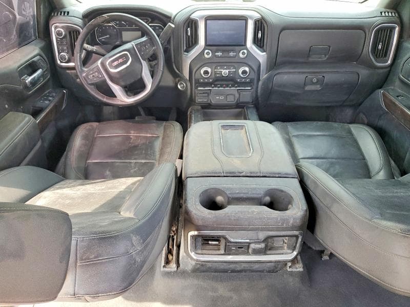 2022 GMC SIERRA K2500 SLT 8