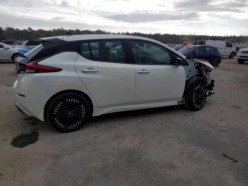 2023 NISSAN LEAF SV PLUS 3