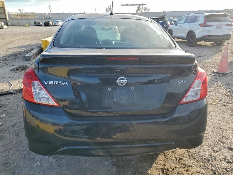 2018 NISSAN VERSA S S 6
