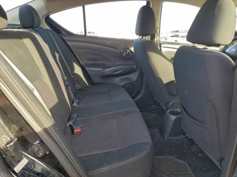 2018 NISSAN VERSA S S 10