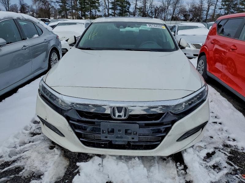 2018 HONDA ACCORD EX EX 5