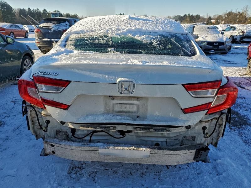 2018 HONDA ACCORD EX EX 6