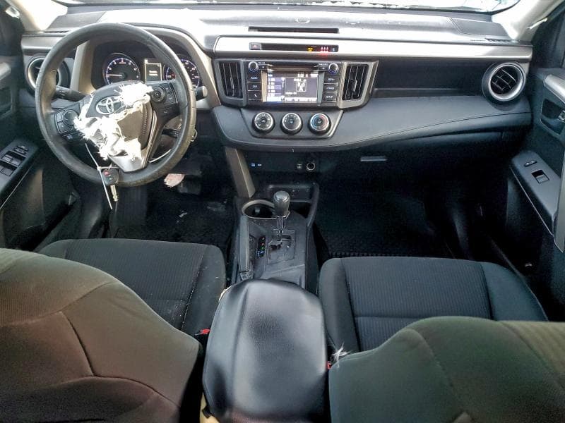 2017 TOYOTA RAV4 LE LE 8
