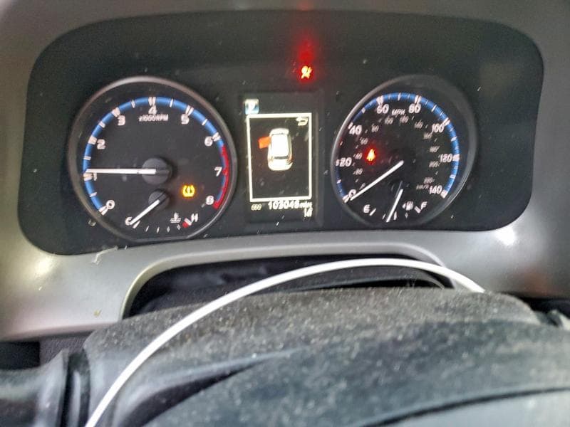 2017 TOYOTA RAV4 LE LE 9