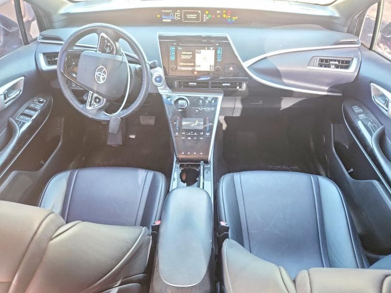 2017 TOYOTA MIRAI 9
