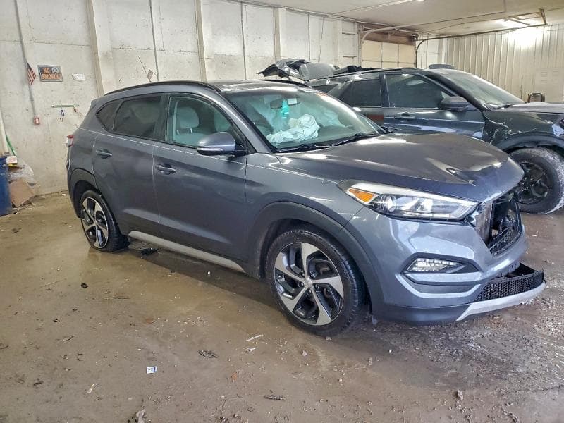 2017 HYUNDAI TUCSON LIMITED 4