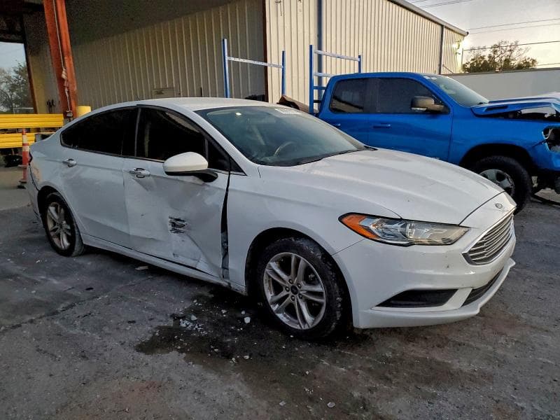 2018 FORD FUSION SE 4