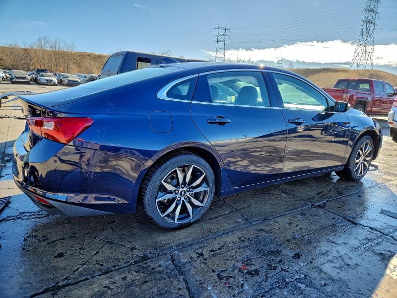 2017 CHEVROLET MALIBU LT LT 3