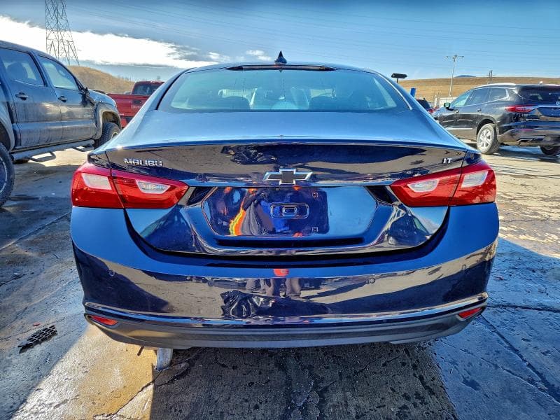 2017 CHEVROLET MALIBU LT LT 6