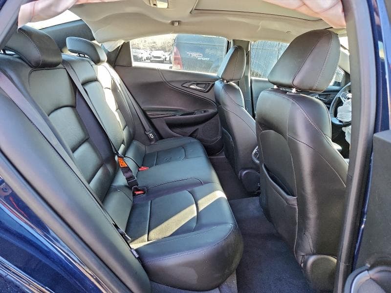 2017 CHEVROLET MALIBU LT LT 10