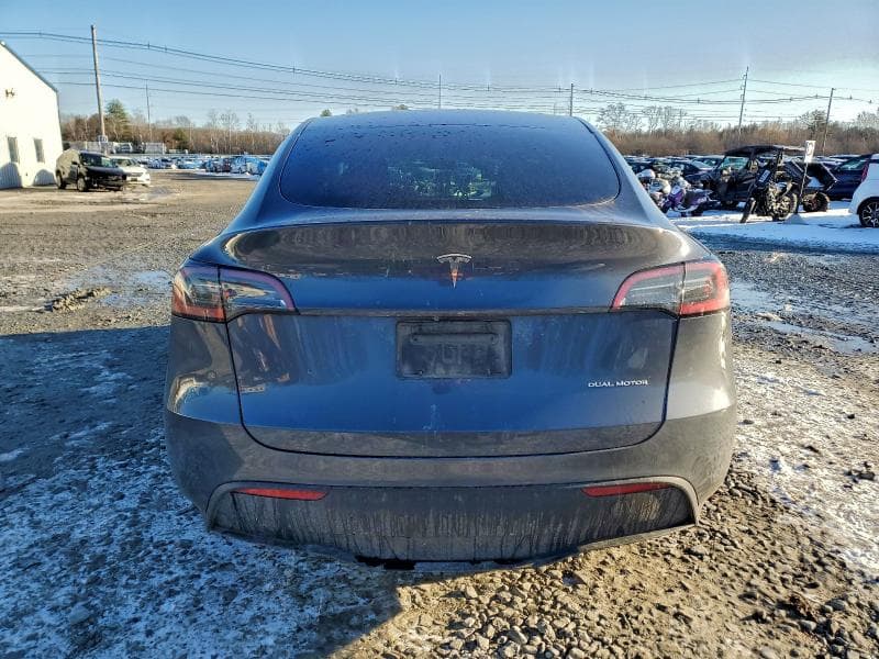 2023 TESLA MODEL Y 6