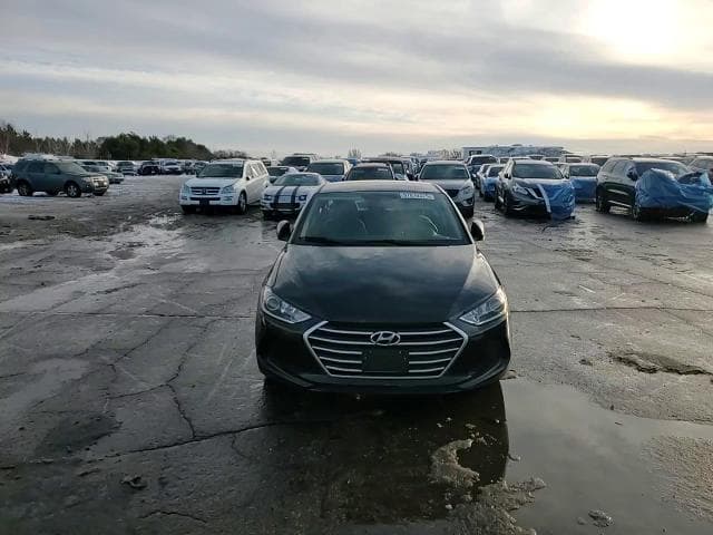 2017 HYUNDAI ELANTRA SE SE 13