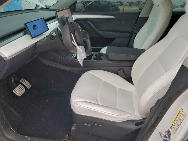 2024 TESLA MODEL Y 7