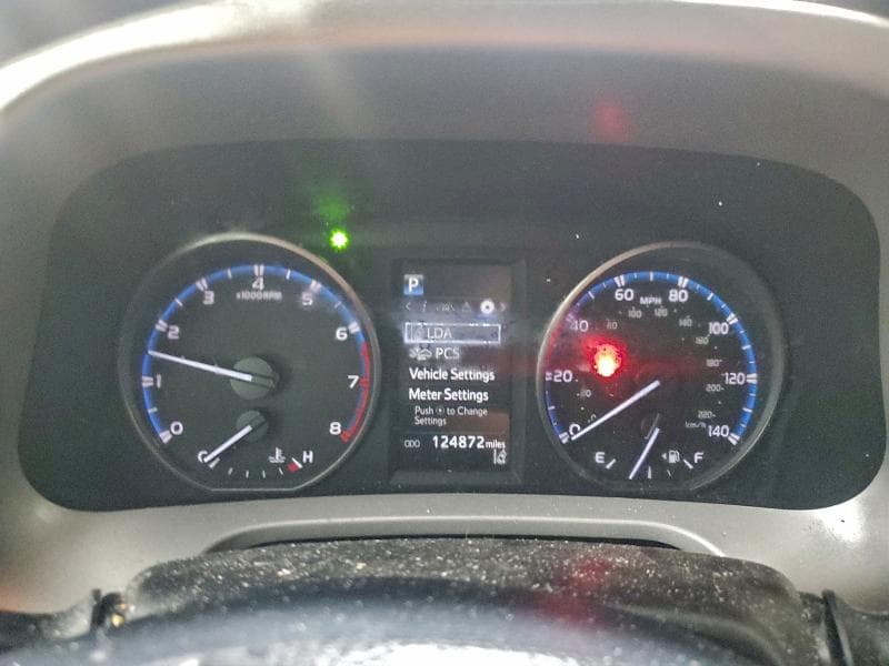 2017 TOYOTA RAV4 LE LE 9