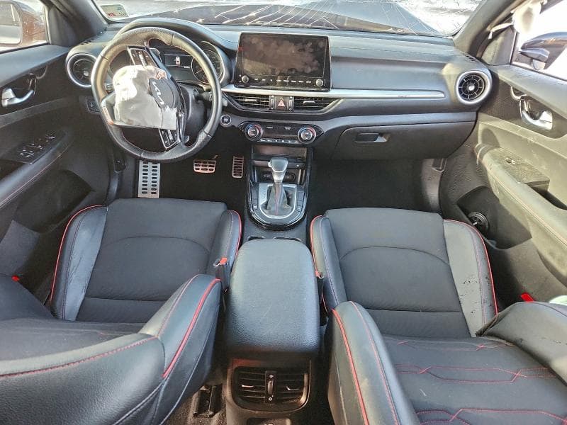 2023 KIA FORTE GT 8