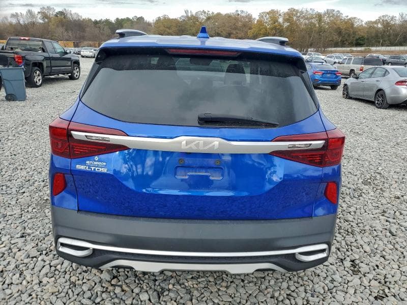 2023 KIA SELTOS S S 6