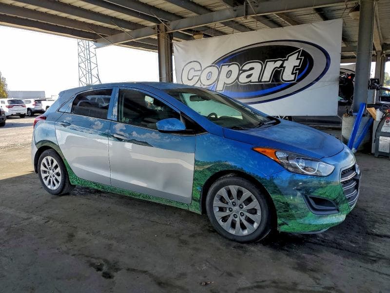 2017 HYUNDAI ELANTRA GT 4