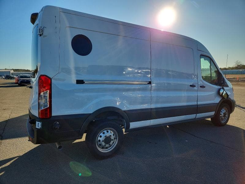 2025 FORD TRANSIT T-250 DELIVERY VAN 3