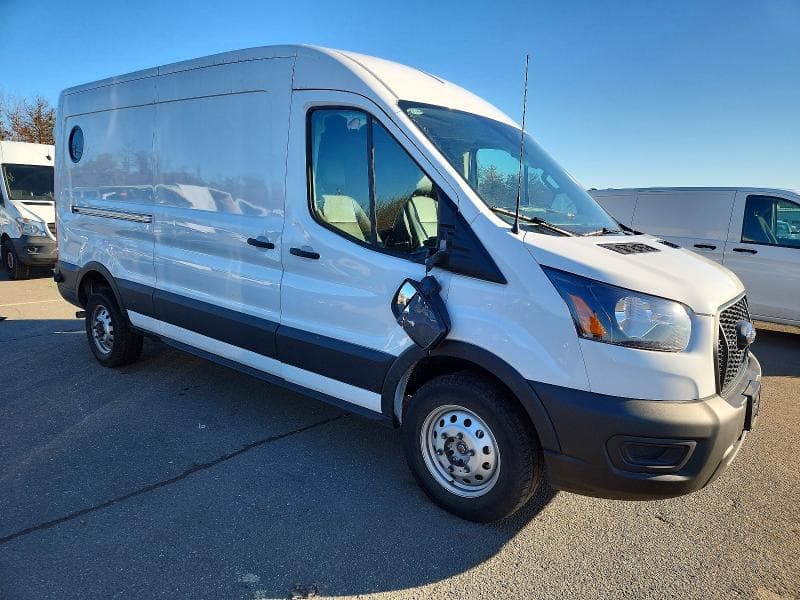 2025 FORD TRANSIT T-250 DELIVERY VAN 4