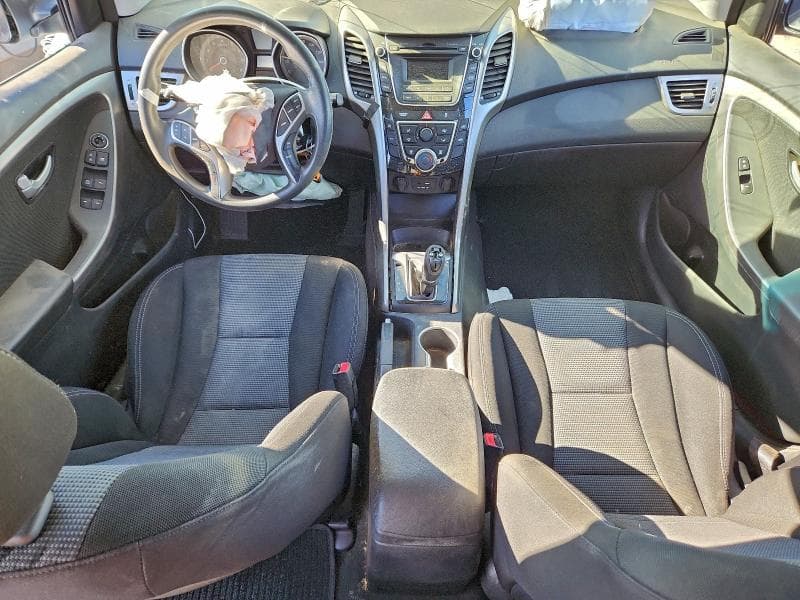 2017 HYUNDAI ELANTRA GT 8