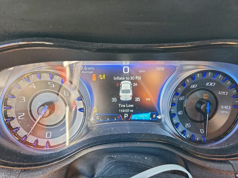 2018 CHRYSLER 300 S S 9