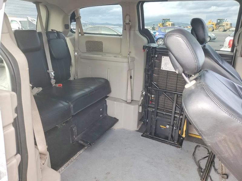 2019 DODGE GRAND CARAVAN SE SE 11