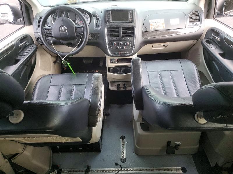 2019 DODGE GRAND CARAVAN SE SE 8
