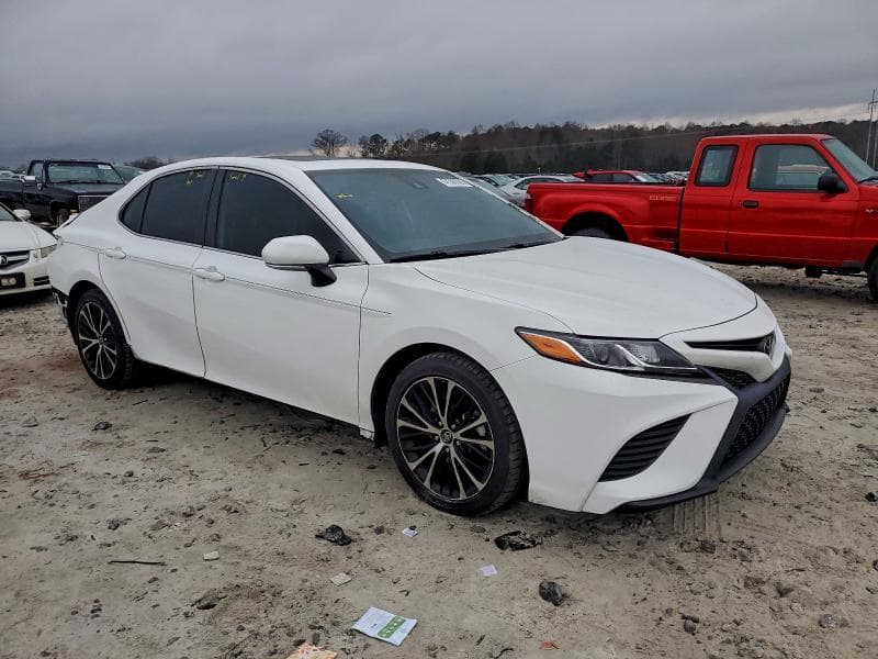 2020 TOYOTA CAMRY SE SE 4