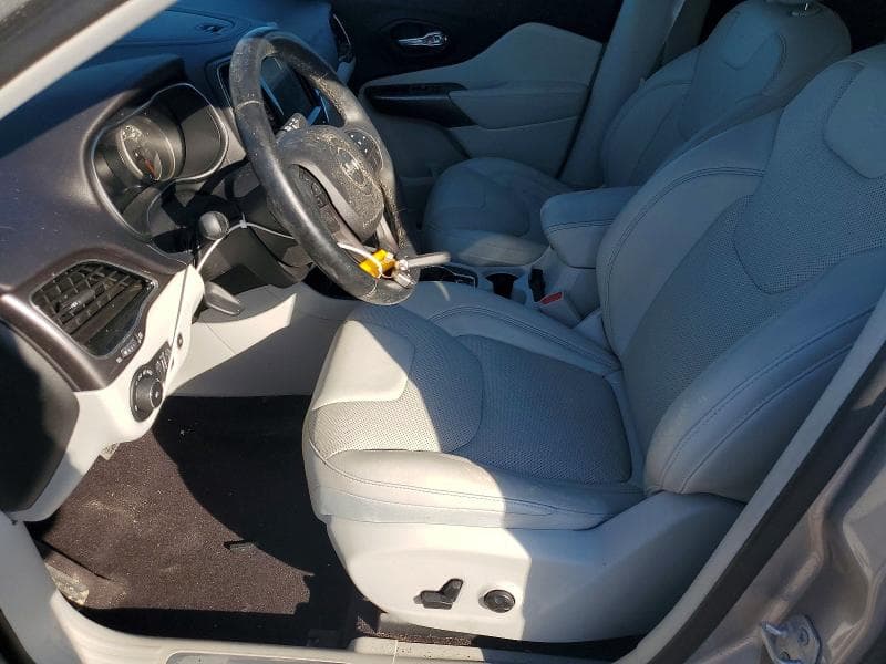 2019 JEEP CHEROKEE LIMITED LIMITED 8
