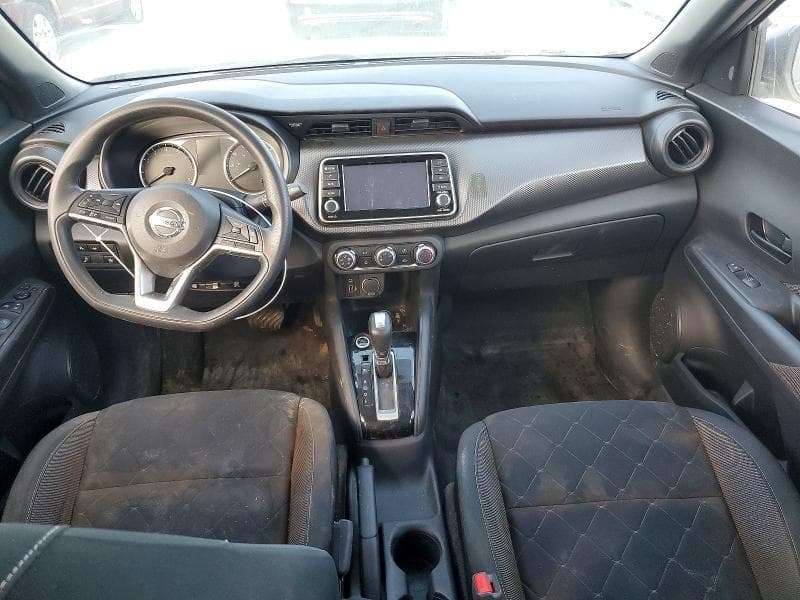 2020 NISSAN KICKS S S 9
