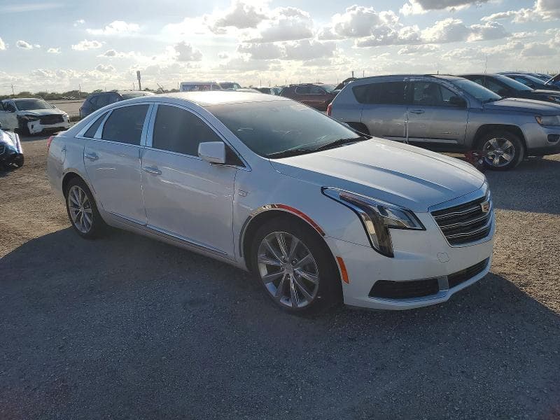 2018 CADILLAC XTS 5