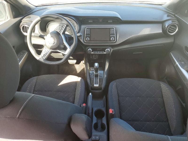 2018 NISSAN KICKS S S 8