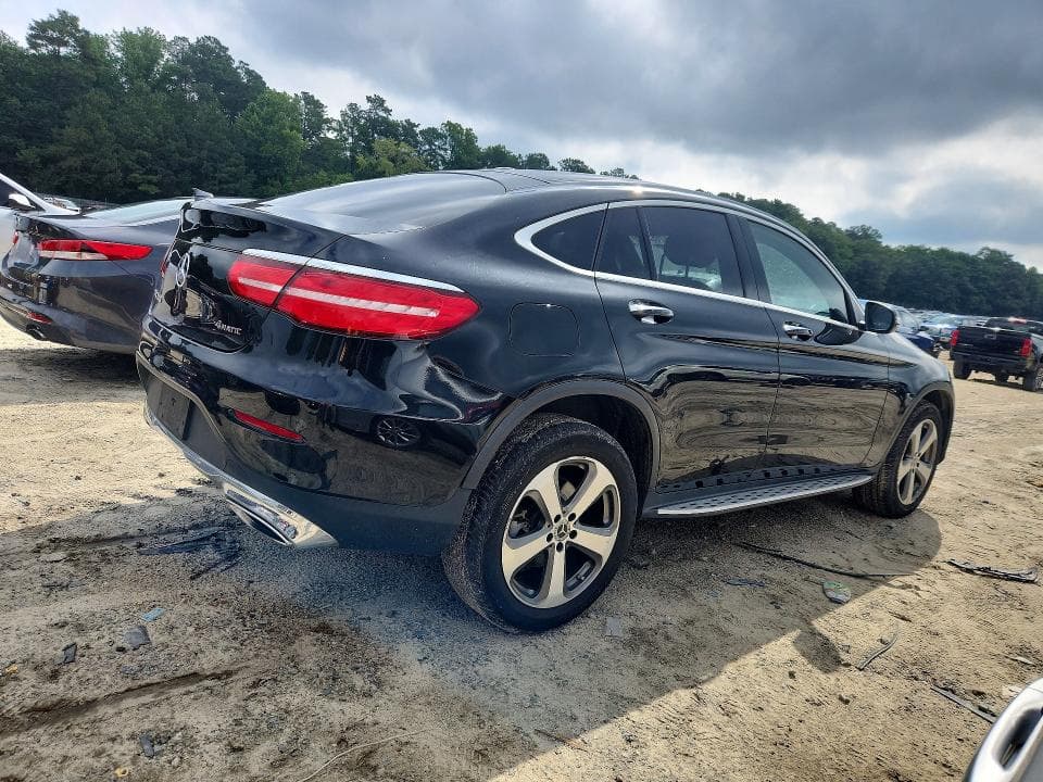 2018 MERCEDES-BENZ GLC COUPE 300 4MATIC 3